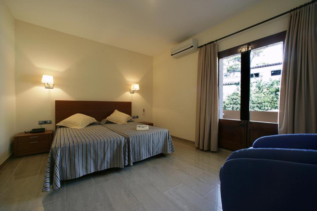 Hotel Sa Riera Бегур Екстериор снимка