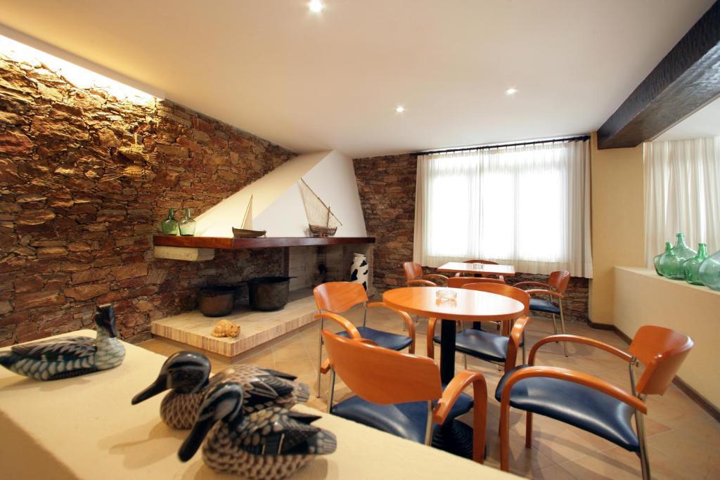 Hotel Sa Riera Бегур Екстериор снимка
